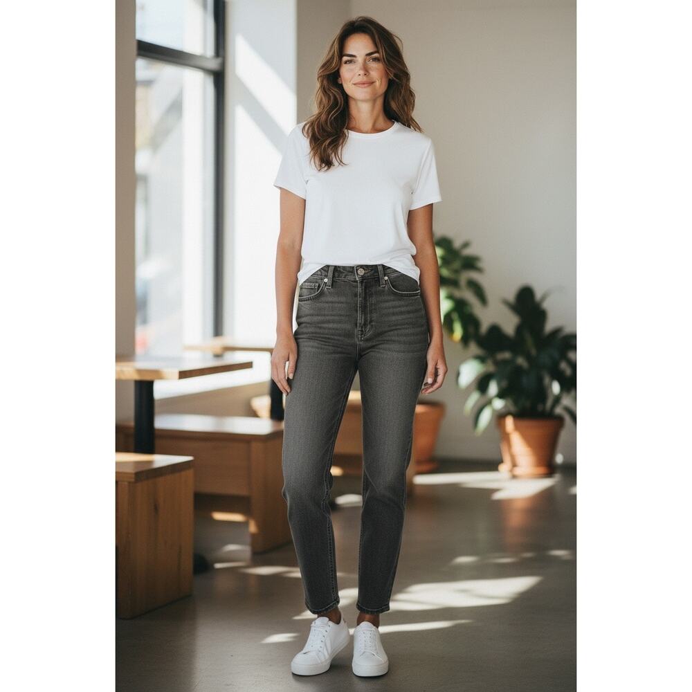 Jessica Simpson High Rise Skinny Jeans Black Faded Wash Denim Size 14/32 Stretch - Picture 2 of 12
